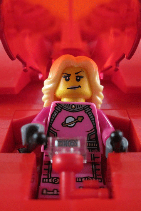 LEGO Valentine Spaceship Q. Pid